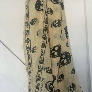 Alexander McQueen Cream Black Skull Wrap Casual